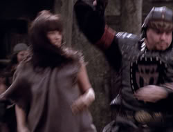 extant_XenaWarriorPrincess_4x07-LockedUpAndTiedDown_2003