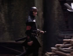 extant_XenaWarriorPrincess_4x07-LockedUpAndTiedDown_2052