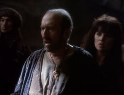 extant_XenaWarriorPrincess_4x07-LockedUpAndTiedDown_2136