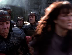 extant_XenaWarriorPrincess_4x07-LockedUpAndTiedDown_2165