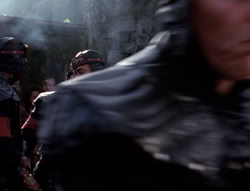 extant_XenaWarriorPrincess_4x07-LockedUpAndTiedDown_2166