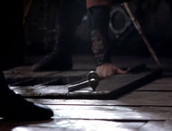 extant_XenaWarriorPrincess_4x07-LockedUpAndTiedDown_2215