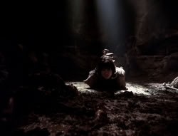 extant_XenaWarriorPrincess_4x07-LockedUpAndTiedDown_2251