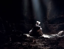 extant_XenaWarriorPrincess_4x07-LockedUpAndTiedDown_2285