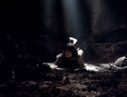 extant_XenaWarriorPrincess_4x07-LockedUpAndTiedDown_2288