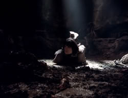 extant_XenaWarriorPrincess_4x07-LockedUpAndTiedDown_2289
