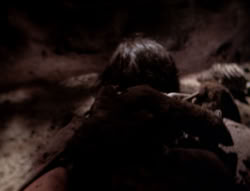 extant_XenaWarriorPrincess_4x07-LockedUpAndTiedDown_2326