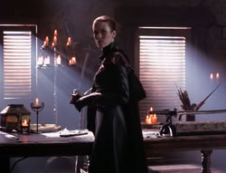 extant_XenaWarriorPrincess_4x07-LockedUpAndTiedDown_2349