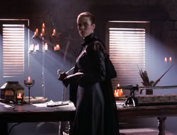 extant_XenaWarriorPrincess_4x07-LockedUpAndTiedDown_2350
