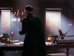 extant_XenaWarriorPrincess_4x07-LockedUpAndTiedDown_2355