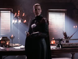 extant_XenaWarriorPrincess_4x07-LockedUpAndTiedDown_2372