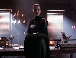 extant_XenaWarriorPrincess_4x07-LockedUpAndTiedDown_2373