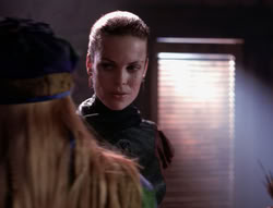 extant_XenaWarriorPrincess_4x07-LockedUpAndTiedDown_2408