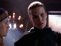 extant_XenaWarriorPrincess_4x07-LockedUpAndTiedDown_2437