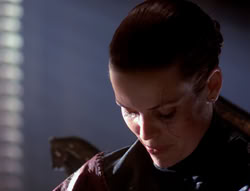 extant_XenaWarriorPrincess_4x07-LockedUpAndTiedDown_2546