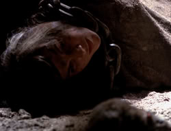 extant_XenaWarriorPrincess_4x07-LockedUpAndTiedDown_2624