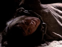 extant_XenaWarriorPrincess_4x07-LockedUpAndTiedDown_2631