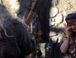 extant_XenaWarriorPrincess_4x07-LockedUpAndTiedDown_2697
