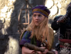 extant_XenaWarriorPrincess_4x07-LockedUpAndTiedDown_2715