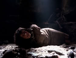 extant_XenaWarriorPrincess_4x07-LockedUpAndTiedDown_2748