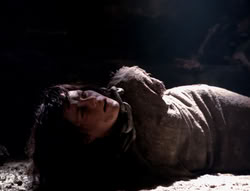 extant_XenaWarriorPrincess_4x07-LockedUpAndTiedDown_2750