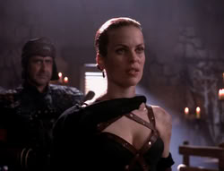 extant_XenaWarriorPrincess_4x07-LockedUpAndTiedDown_2800