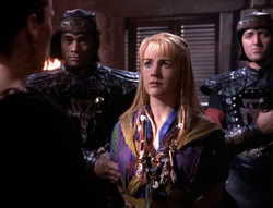 extant_XenaWarriorPrincess_4x07-LockedUpAndTiedDown_2801