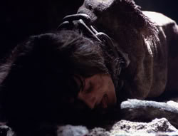 extant_XenaWarriorPrincess_4x07-LockedUpAndTiedDown_2948