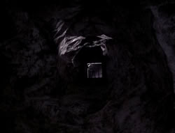 extant_XenaWarriorPrincess_4x07-LockedUpAndTiedDown_2954