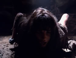 extant_XenaWarriorPrincess_4x07-LockedUpAndTiedDown_2971