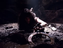extant_XenaWarriorPrincess_4x07-LockedUpAndTiedDown_2983