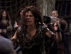 extant_XenaWarriorPrincess_4x07-LockedUpAndTiedDown_3070