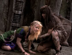 extant_XenaWarriorPrincess_4x07-LockedUpAndTiedDown_3072