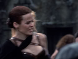 extant_XenaWarriorPrincess_4x07-LockedUpAndTiedDown_3093
