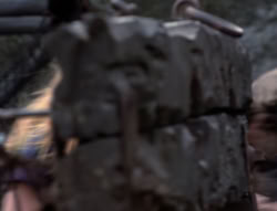 extant_XenaWarriorPrincess_4x07-LockedUpAndTiedDown_3097