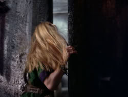 extant_XenaWarriorPrincess_4x07-LockedUpAndTiedDown_3157