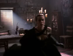 extant_XenaWarriorPrincess_4x07-LockedUpAndTiedDown_3161