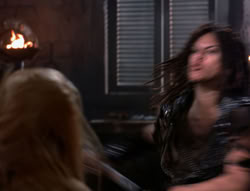 extant_XenaWarriorPrincess_4x07-LockedUpAndTiedDown_3186