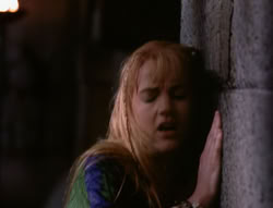 extant_XenaWarriorPrincess_4x07-LockedUpAndTiedDown_3189