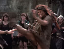extant_XenaWarriorPrincess_4x07-LockedUpAndTiedDown_3255