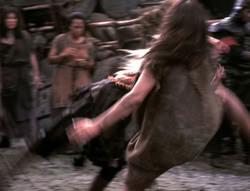 extant_XenaWarriorPrincess_4x07-LockedUpAndTiedDown_3265