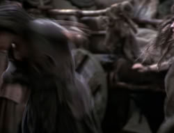 extant_XenaWarriorPrincess_4x07-LockedUpAndTiedDown_3270