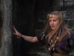 extant_XenaWarriorPrincess_4x07-LockedUpAndTiedDown_3310