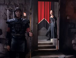 extant_XenaWarriorPrincess_4x07-LockedUpAndTiedDown_3318
