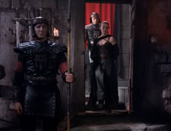 extant_XenaWarriorPrincess_4x07-LockedUpAndTiedDown_3321