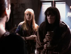 extant_XenaWarriorPrincess_4x07-LockedUpAndTiedDown_3330