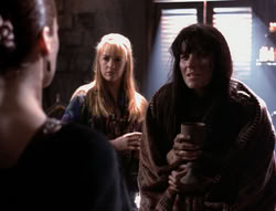 extant_XenaWarriorPrincess_4x07-LockedUpAndTiedDown_3345