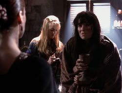 extant_XenaWarriorPrincess_4x07-LockedUpAndTiedDown_3350