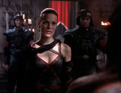 extant_XenaWarriorPrincess_4x07-LockedUpAndTiedDown_3371