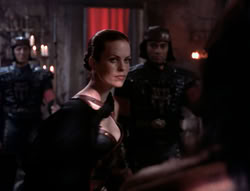 extant_XenaWarriorPrincess_4x07-LockedUpAndTiedDown_3410
